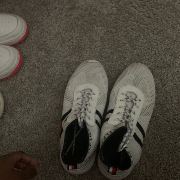 Tommy Hilfiger shoes - Picture 2 of 3